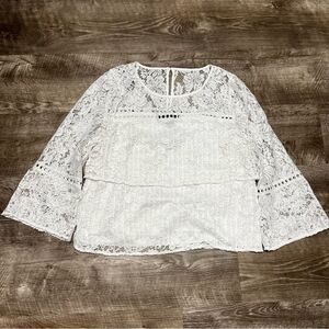 Laundry by Shelli Segal White Lace Bell Sleeve Blouse Size Medium